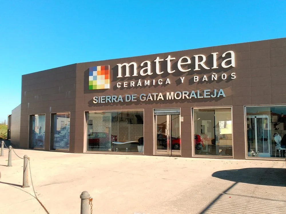 Fachada de Sierra de Gata Moraleja, en Moraleja